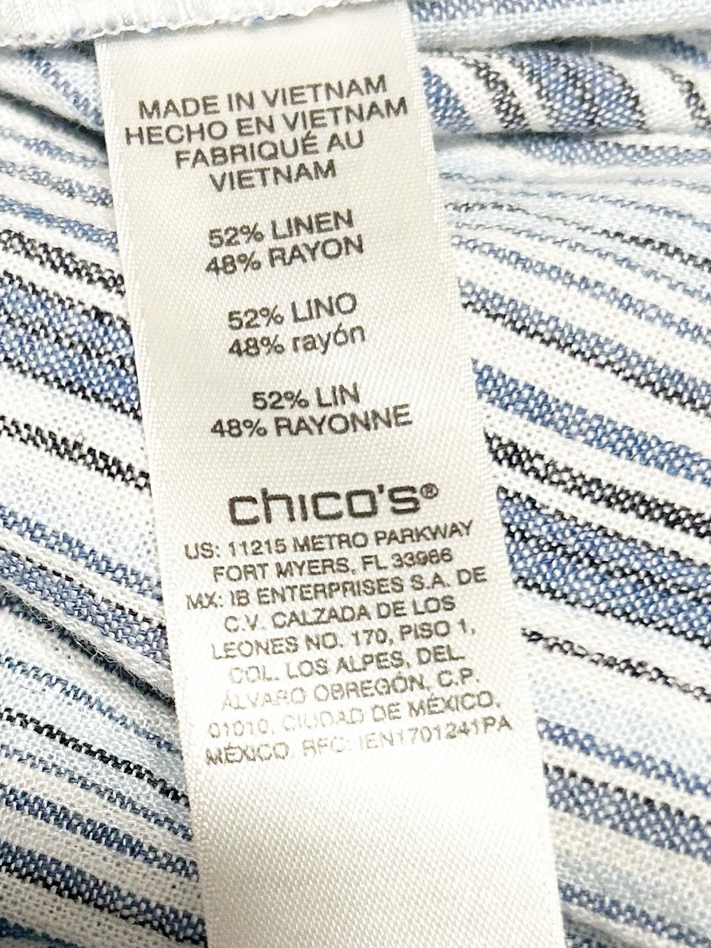 Chico’s Linen Blend Blue White Striped Wide Leg Crop Pants Size 1.5 - Picture 9 of 12